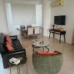 Marina Centre Apartment Larnaca
