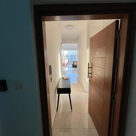 Apartment Marina Centre Larnaca