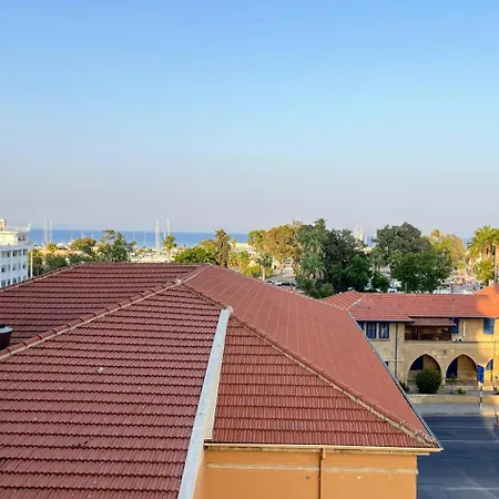 Marina Centre Apartment