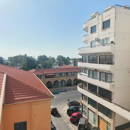 Marina Centre Apartment