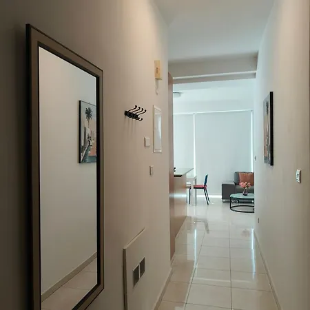 Marina Centre Apartment Larnaka