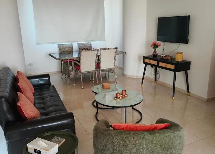 Marina Centre Lägenhet Larnaca